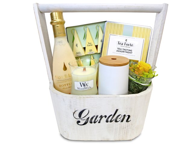 Wine n Food Hamper - Relax gift basket R9 - EB0428A1 Photo